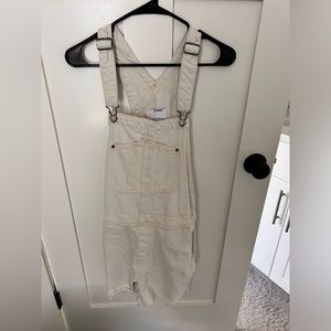 Old Navy Large White Denim Shorteralls